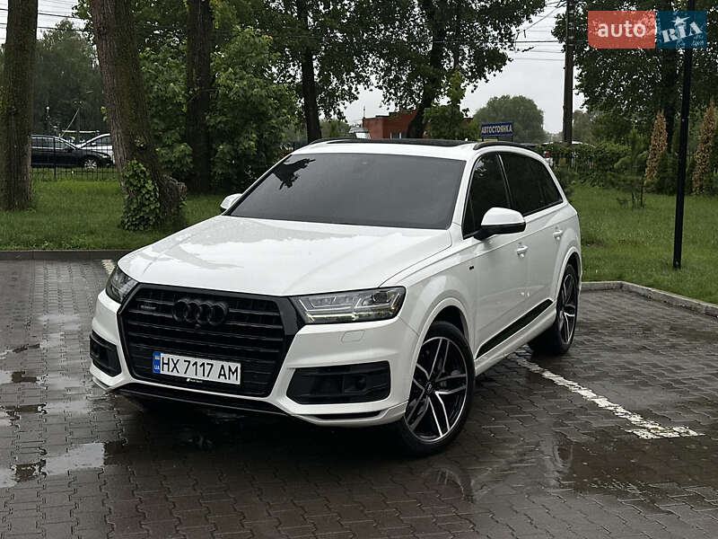 Audi Q7 (2016)