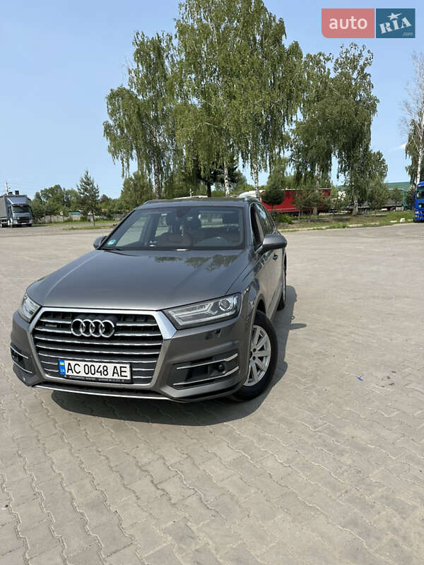 Audi Q7 (2016)