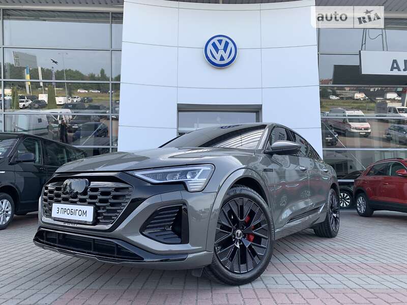 Audi Q8 e-tron (2024)