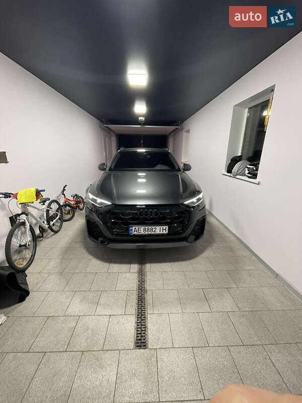 Audi Q8 (2024)