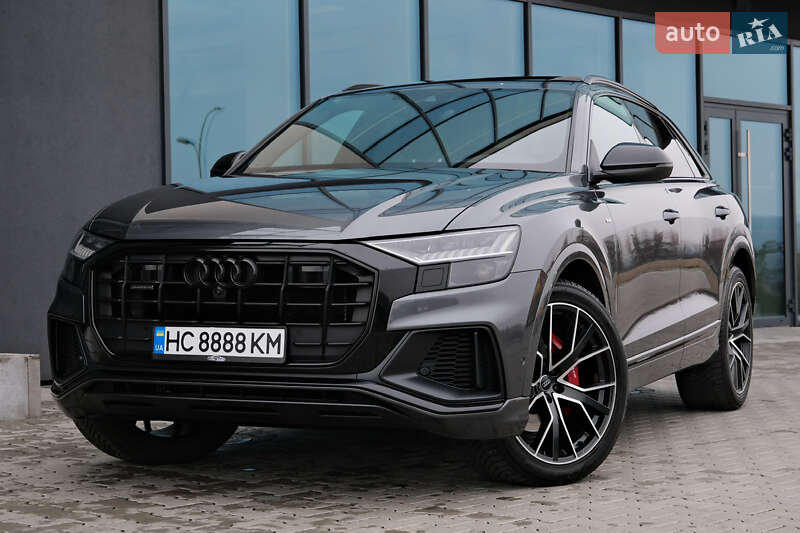 Audi Q8 (2020)