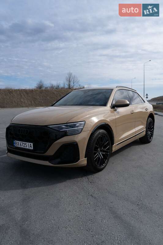 Audi Q8 (2024)