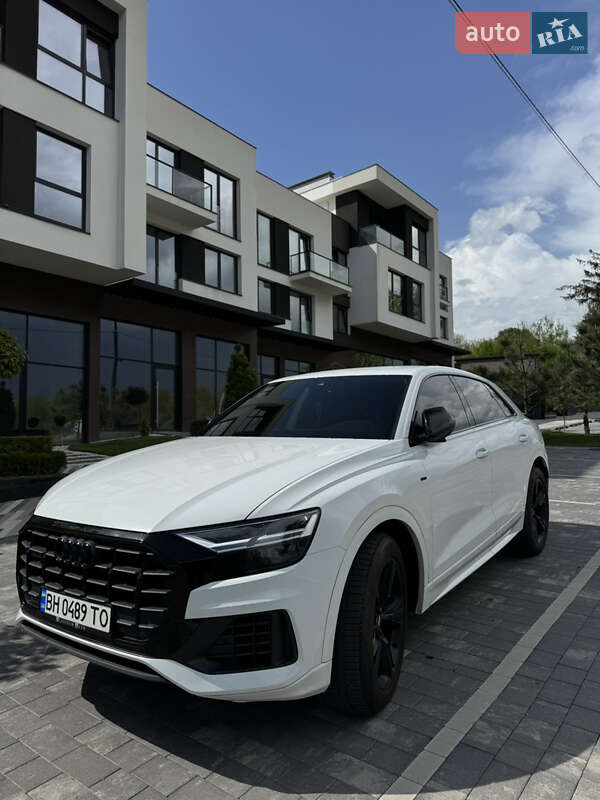 Audi Q8 (2018)