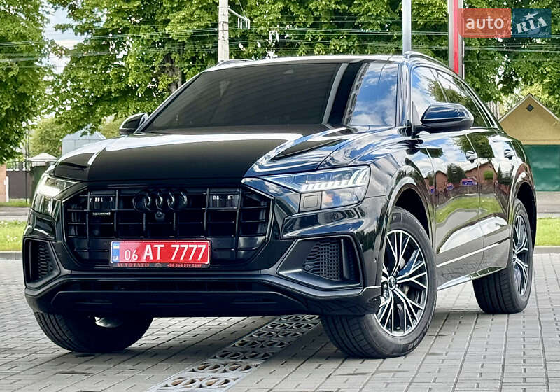Audi Q8 (2019)