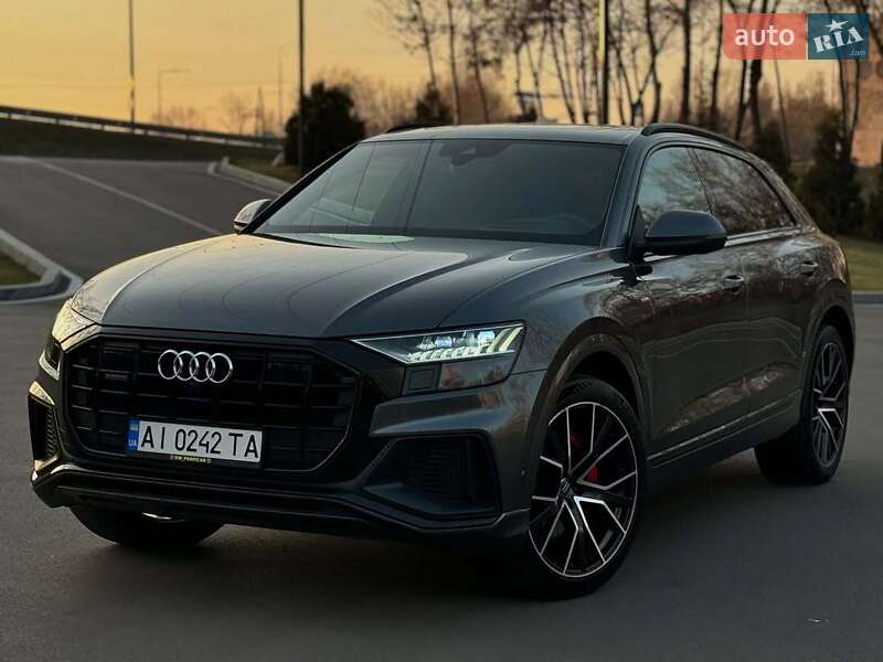 Audi Q8 (2019)