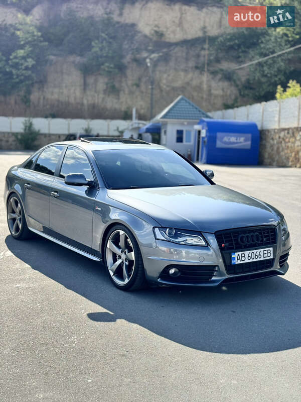 Audi S4 (2011)
