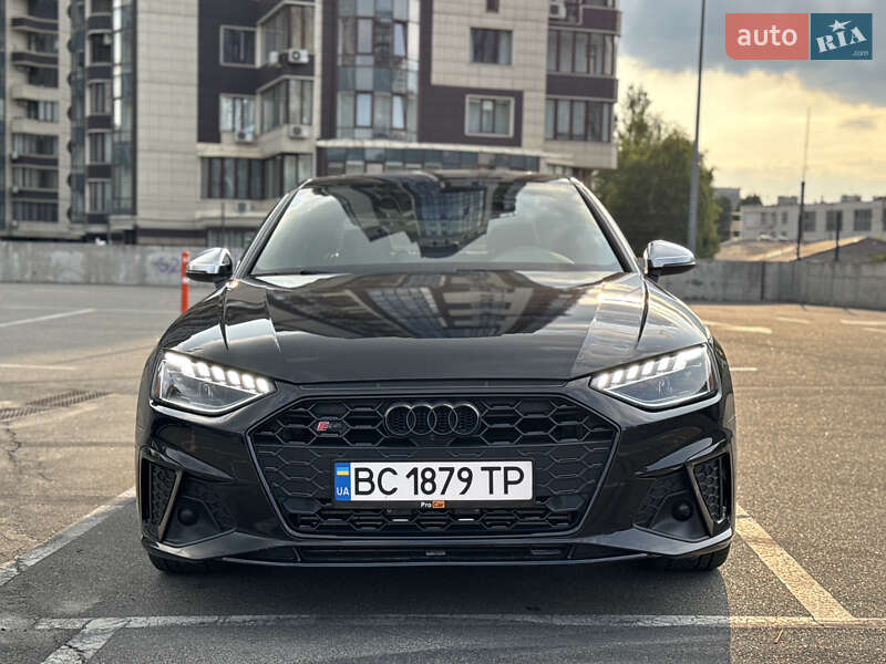 Audi S4 (2019)