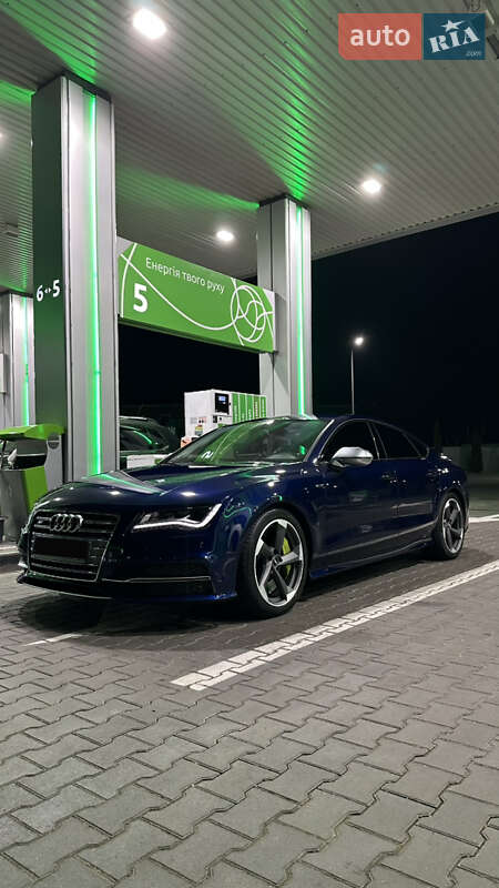 Audi S7 sportback (2013)