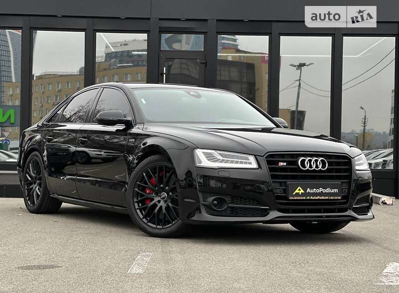 Audi S8 (2017)