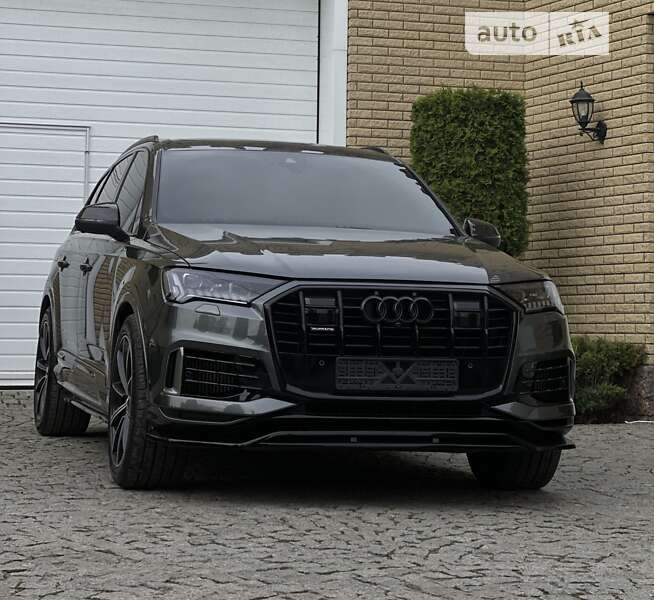 Audi Sq7 (2020)