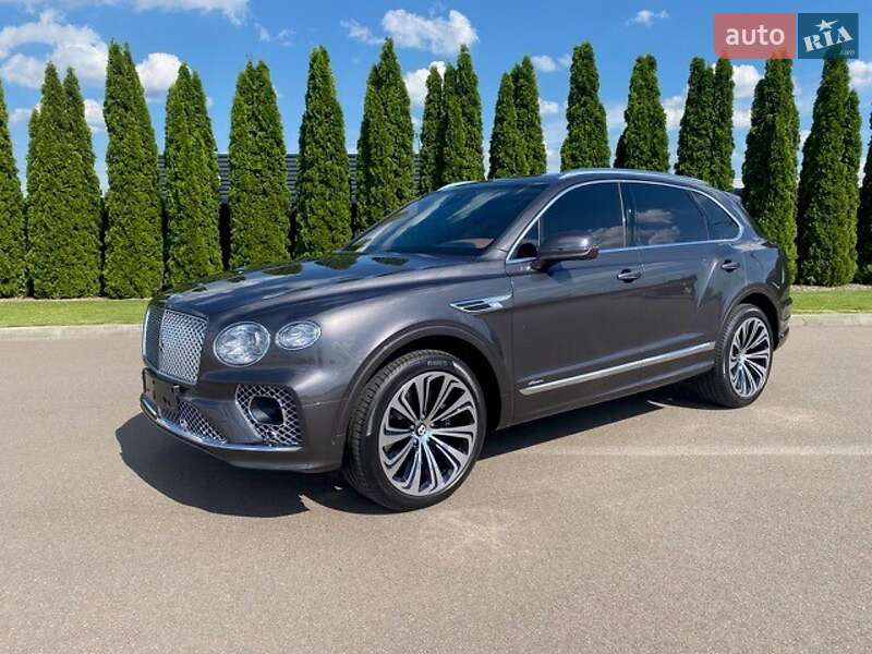 Bentley Bentayga (2023)