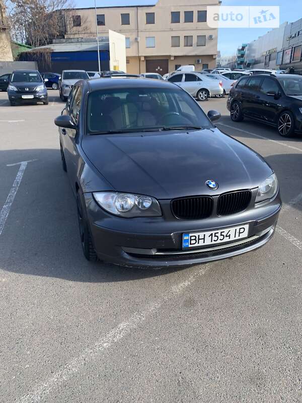 Bmw 1 series (2007)