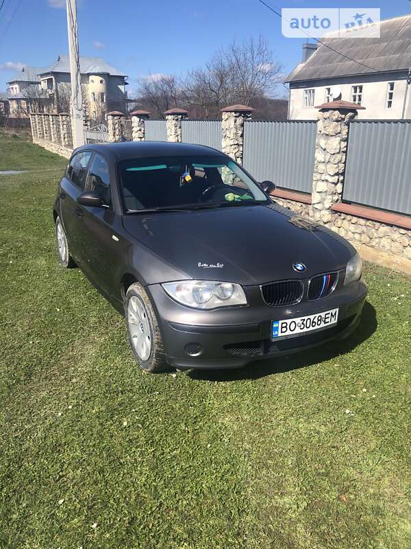 Bmw 1 series (2006)