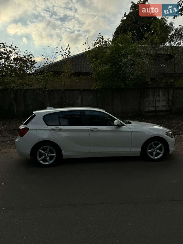 Bmw 1 series (2017)