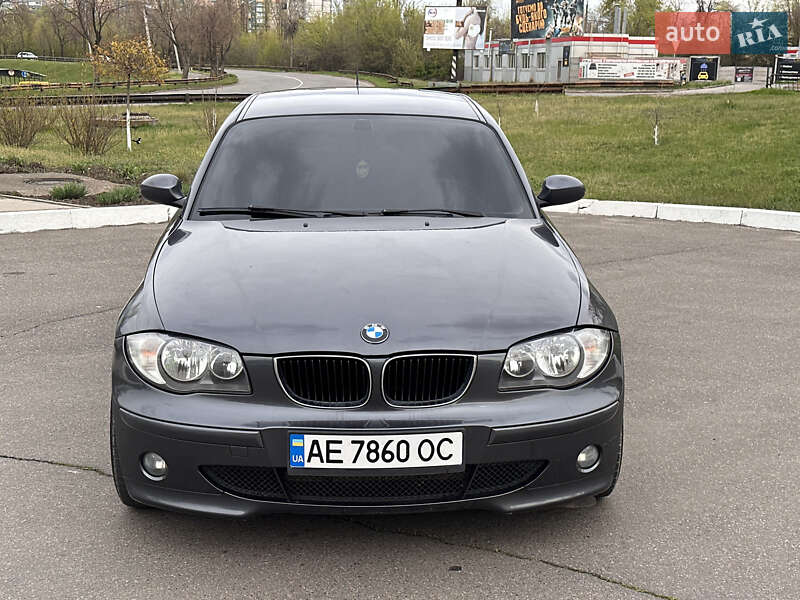 Bmw 1 series (2006)