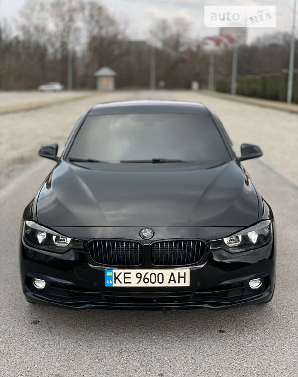 Bmw 330e (2016)