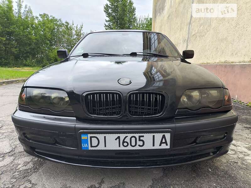 Bmw 323i (2000)
