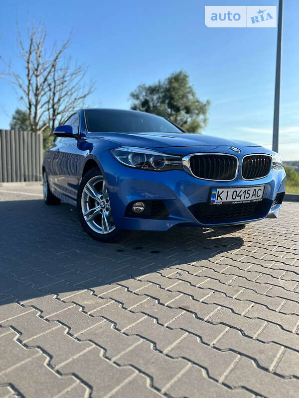 Bmw 330xi (2017)