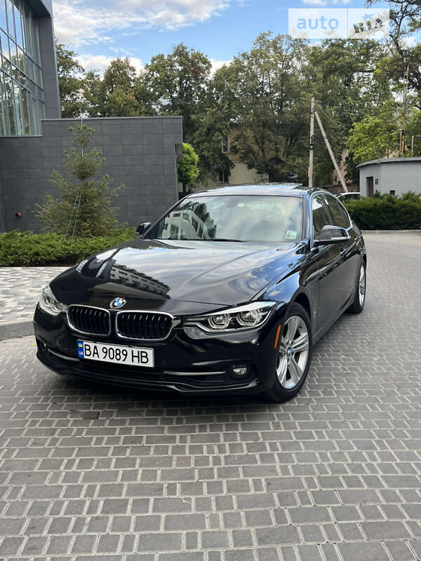 Bmw 330e (2017)
