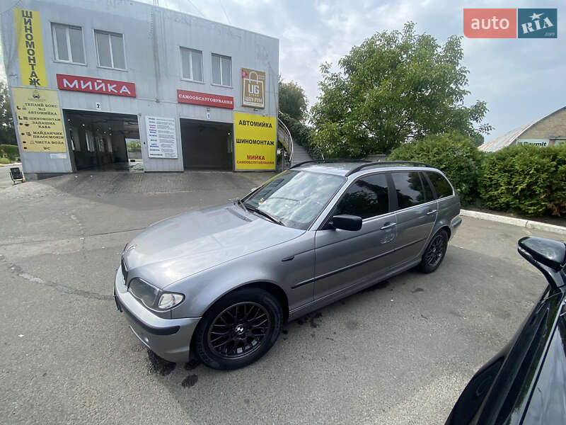 Bmw 318 (2004)