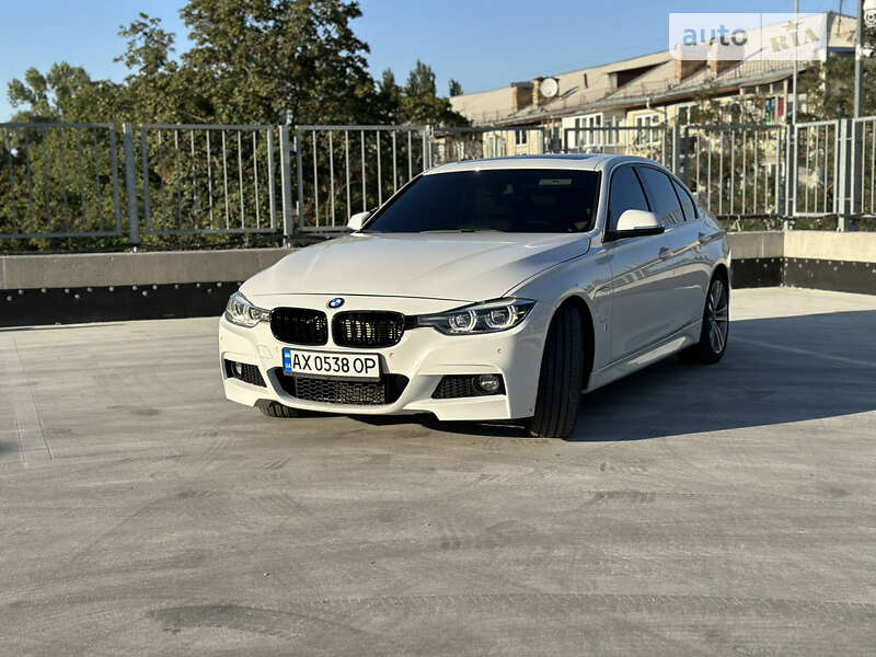Bmw 330e (2016)
