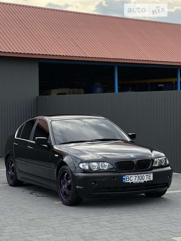 Bmw 318 (2004)