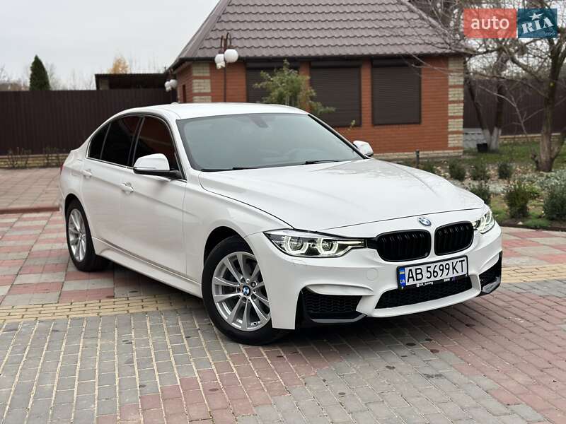 Bmw 330i xdrive (2018)