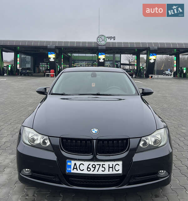 Bmw 318 (2007)