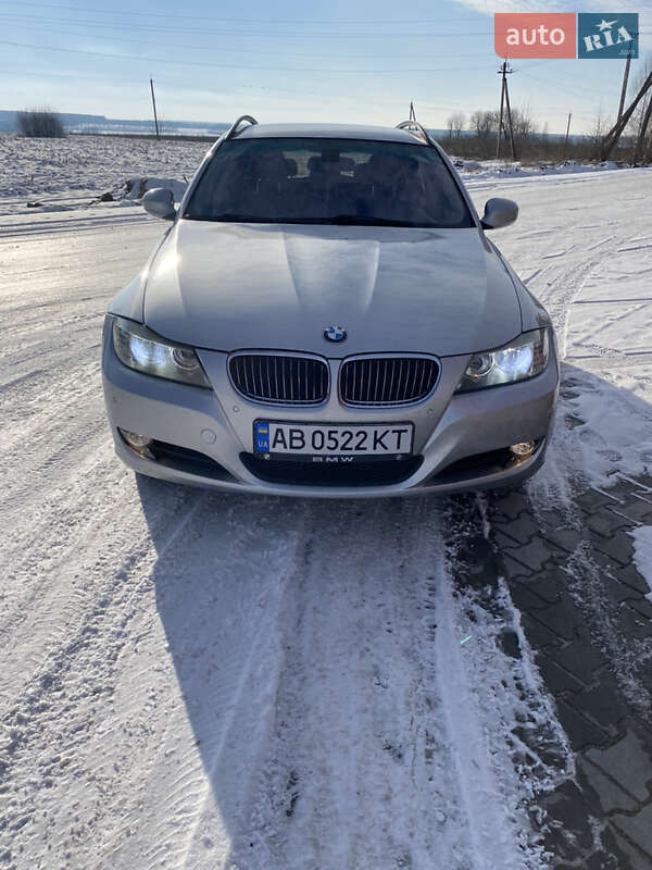 Bmw 3 series (2010)