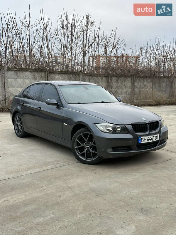 Bmw 3 series (2005)