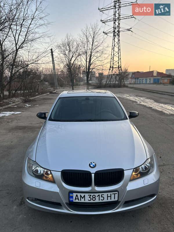 Bmw 3 series (2005)