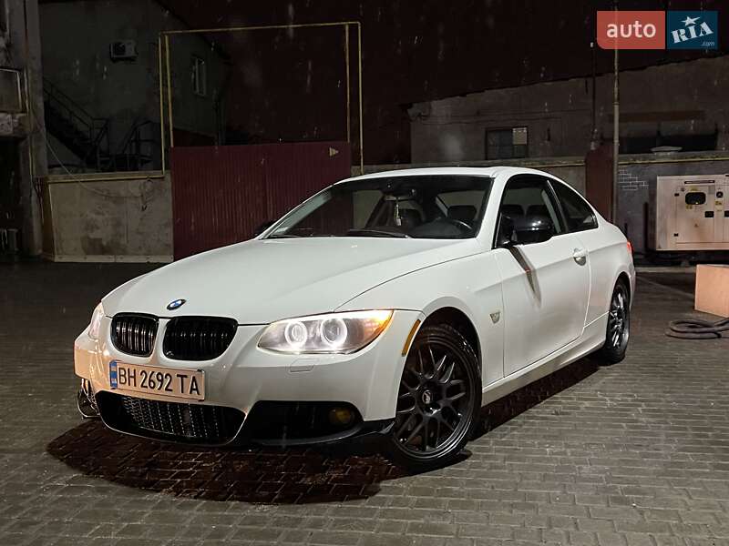 Bmw 3 series (2010)