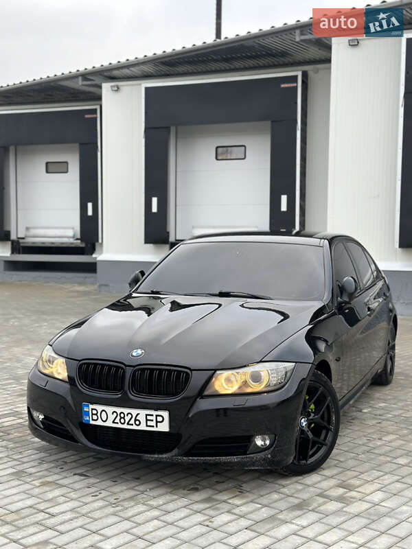 Bmw 3 series (2010)