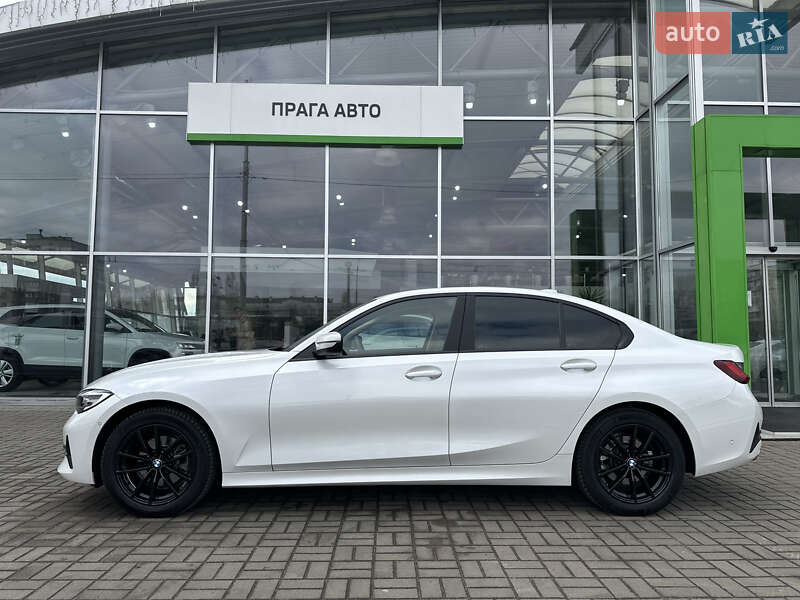Bmw 3 series (2022)