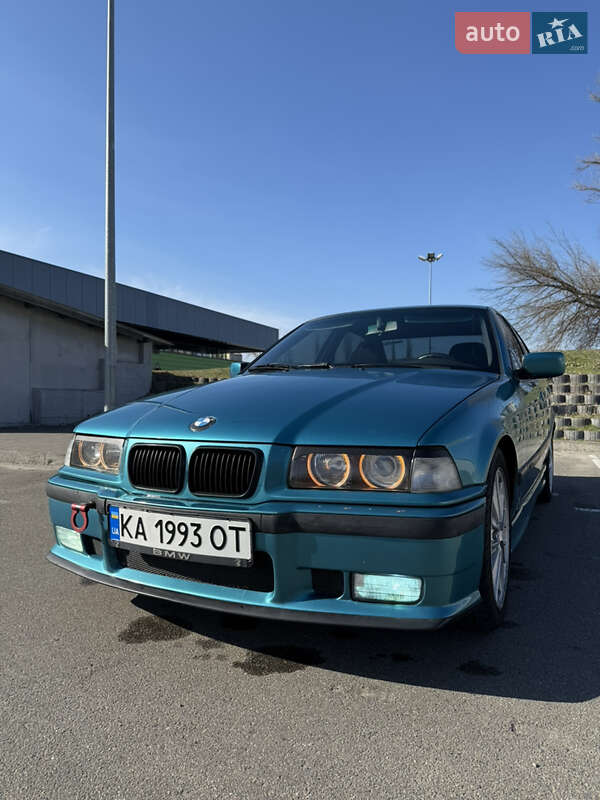 Bmw 3 series (1993)