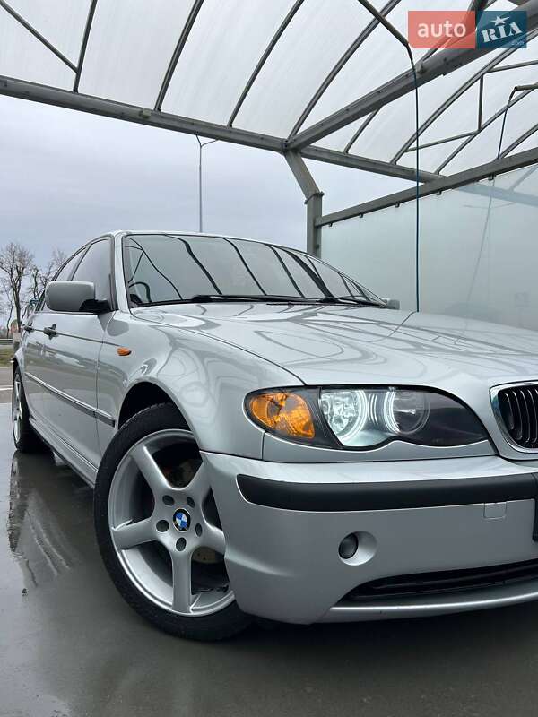 Bmw 3 series (2003)