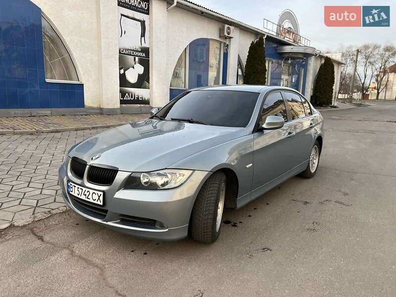 Bmw 3 series (2005)