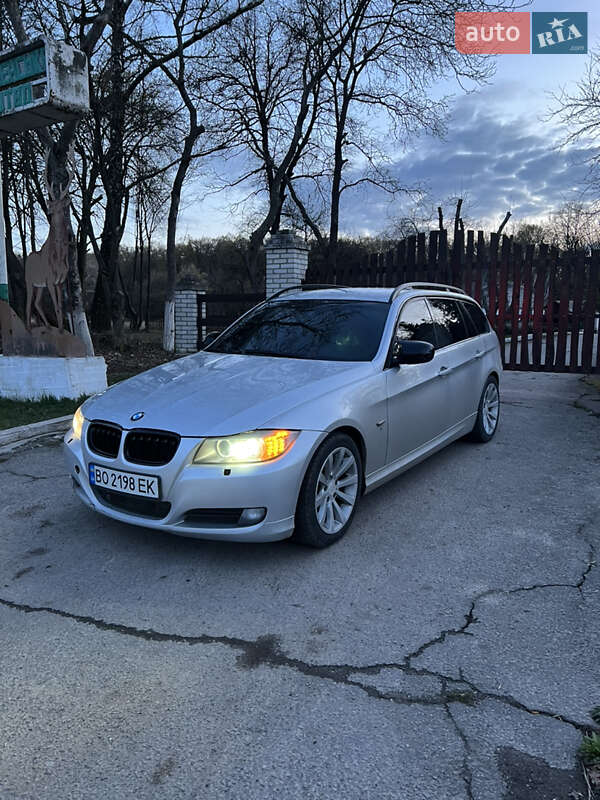 Bmw 3 series (2009)