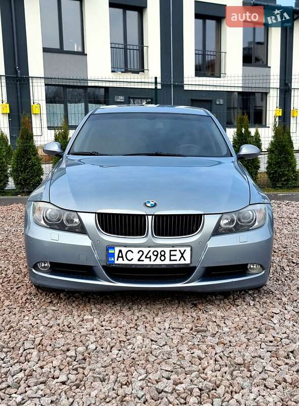 Bmw 3 series (2005)