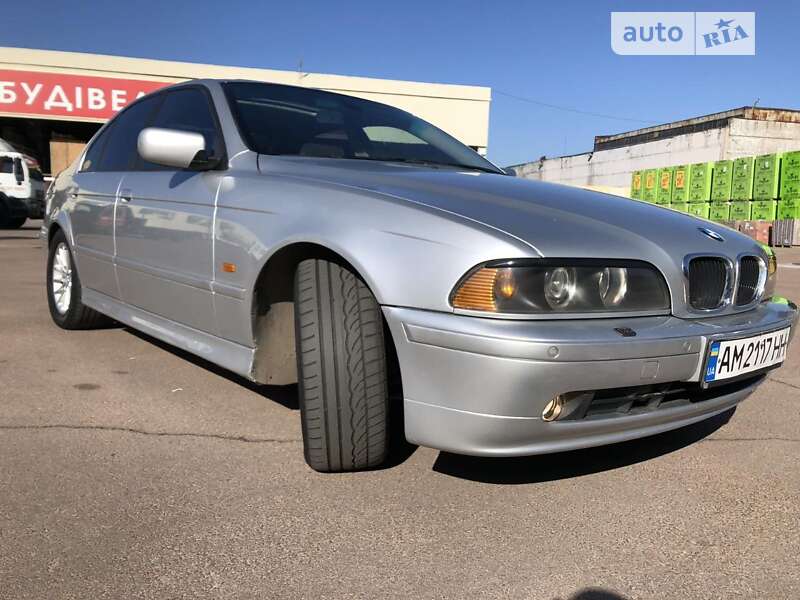 Bmw 520i (2001)