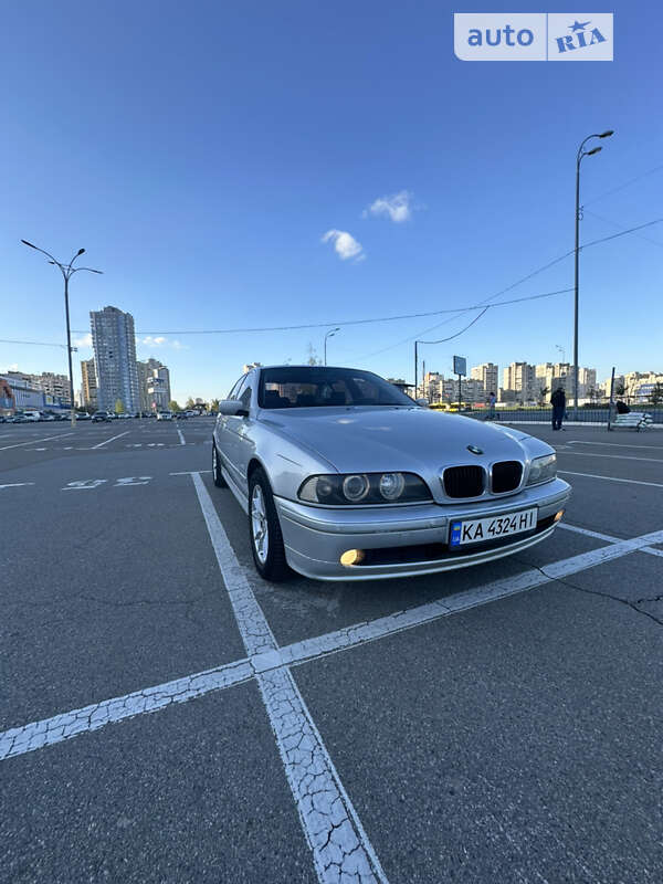 Bmw 520i (2002)