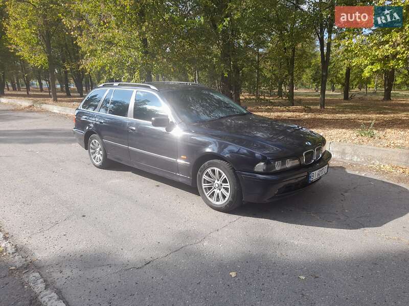 Bmw 5 series (2000)