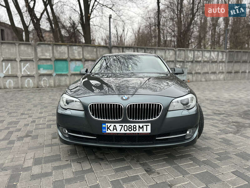 Bmw 528i (2012)