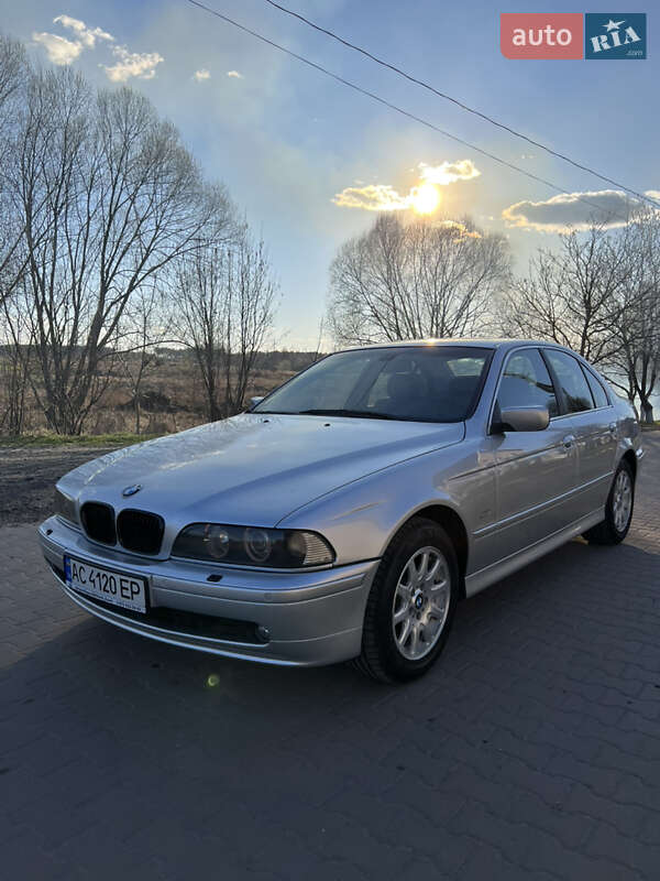 Bmw 5 series (2002)