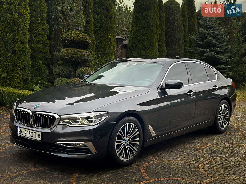 Bmw 5 series (2016)