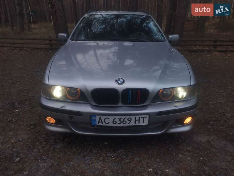 Bmw 5 series (2001)
