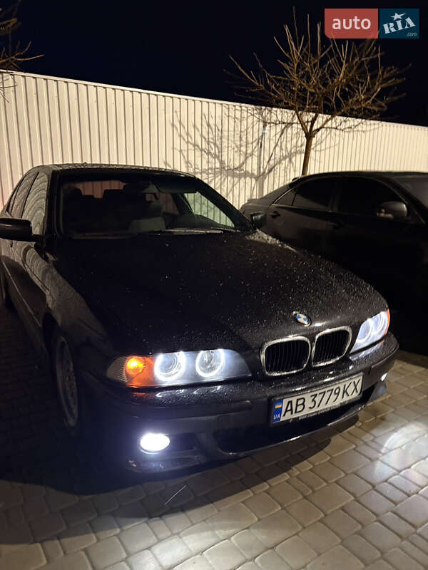 Bmw 5 series (2000)