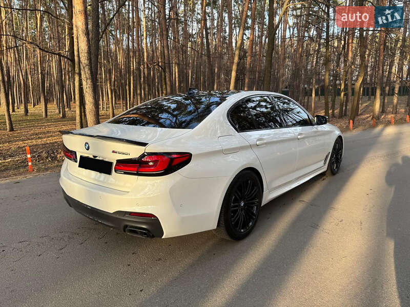 Bmw 5 series (2019)