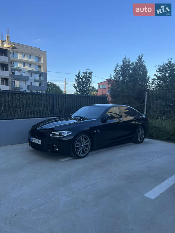 Bmw 5 series (2016)