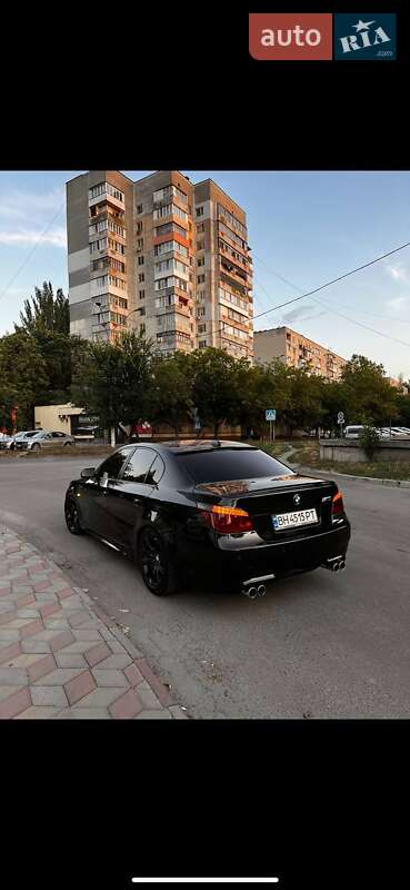 Bmw 5 series (2005)